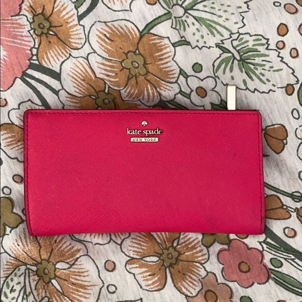 Large Slim bifold Kate Spade Wallet
